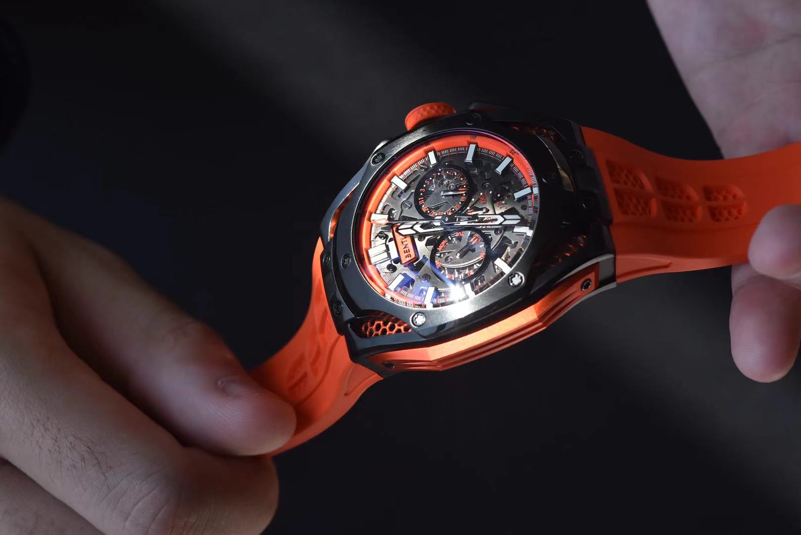 THE OPULENCE BL-50-02