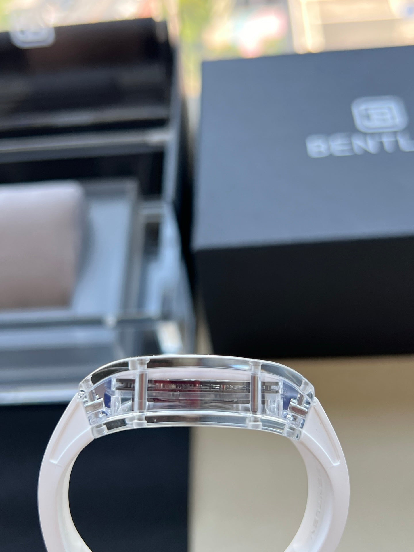 THE BLANCHE BL-72-72